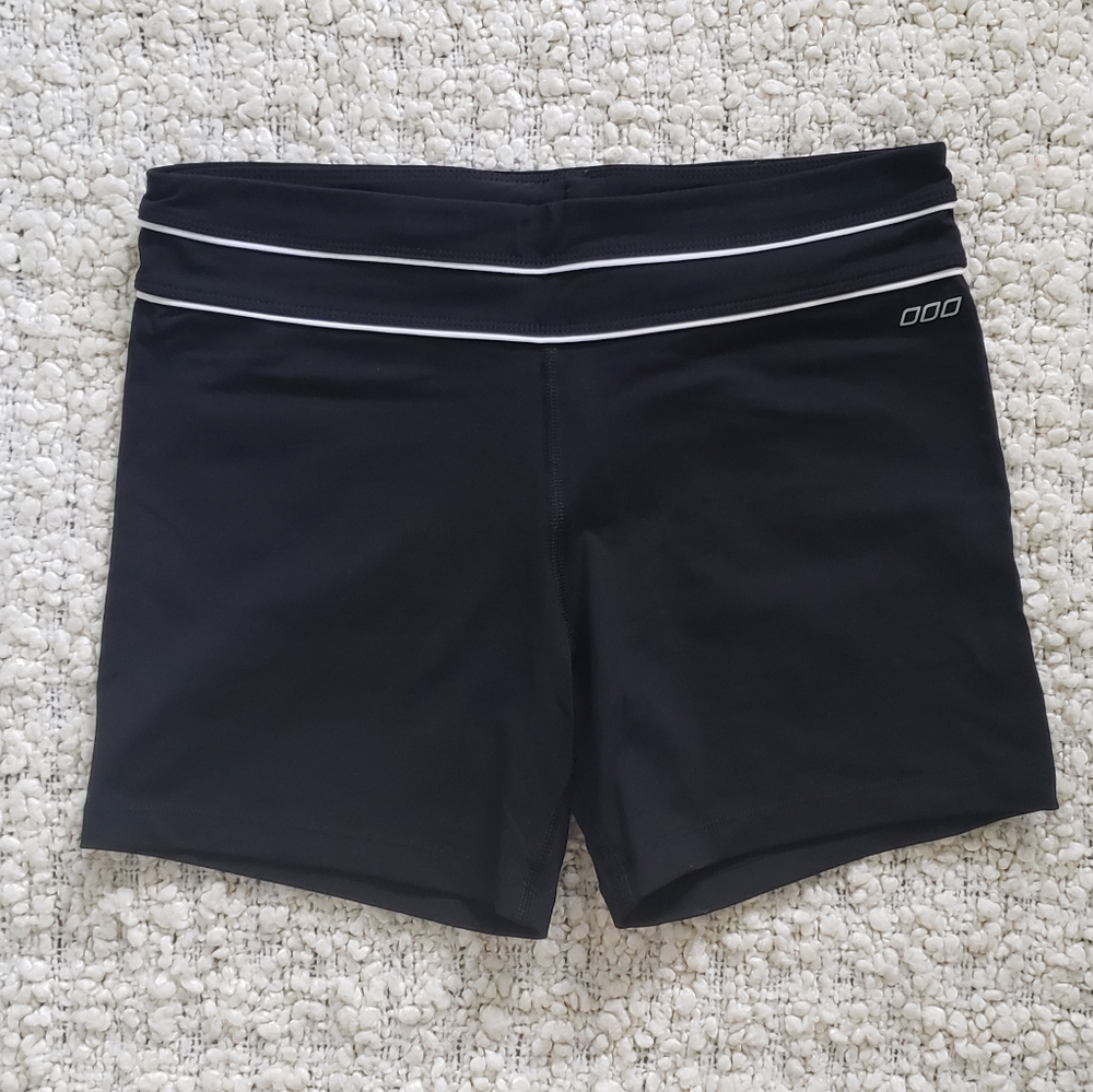 Lorna Jane workout shorts, Medium